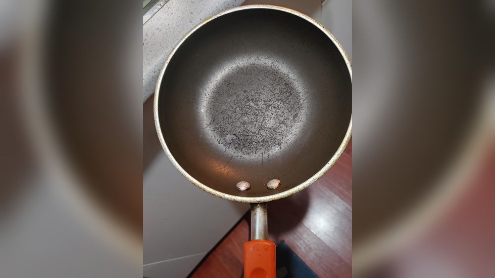 How to Stop Nonstick Pan from Peeling
