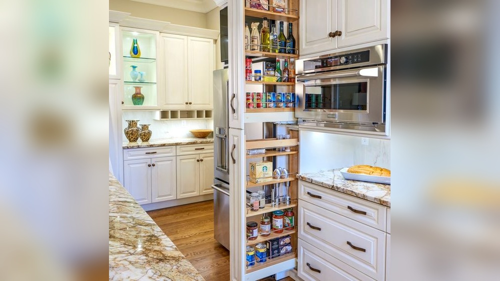 Can Small Kitchen Have Pantry Space