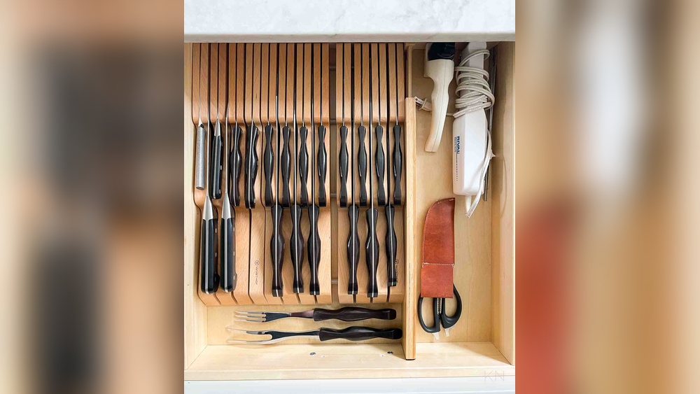 How to Organize Cutlery in Small Drawers