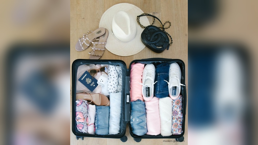 How to Fit a Week'S Worth of Clothes in a Carry-On